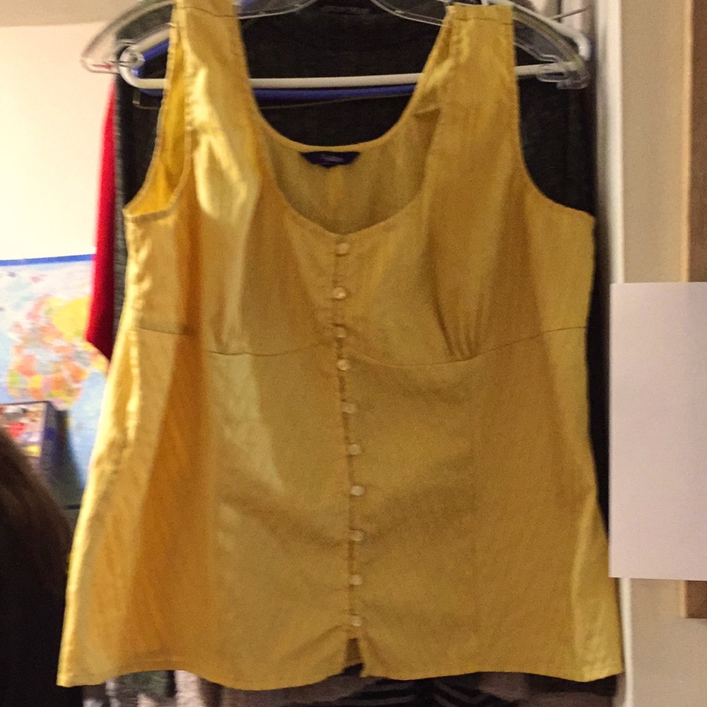 Reitmans top, mustard yellow, XL nice details